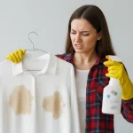 پاک کردن لکه روغن از لباس با 8 روش خانگی و فوق العاده موثر